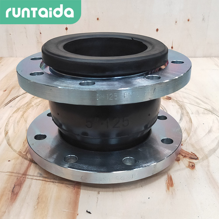 英標可（kě）曲撓橡（xiàng）膠接頭