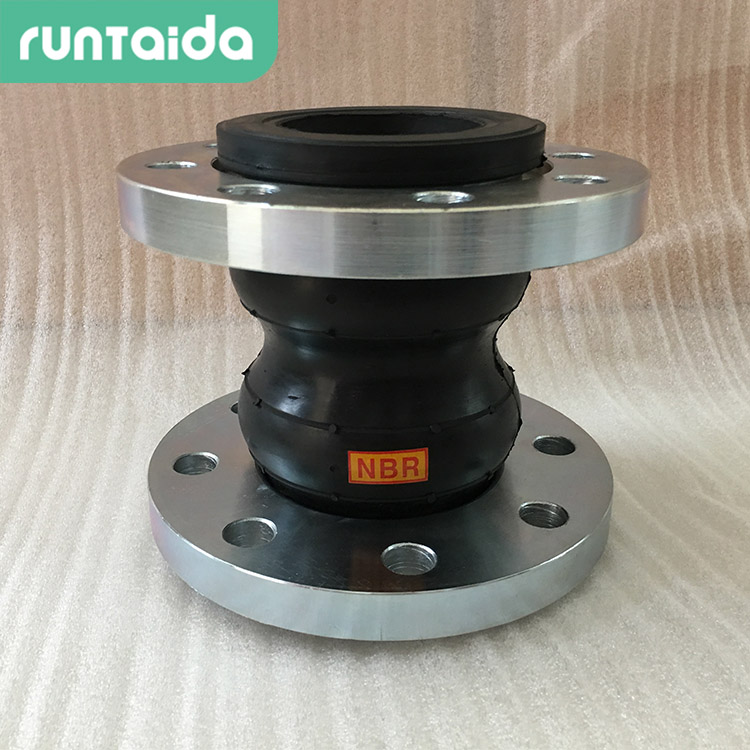 NBR耐油可曲繞橡膠（jiāo）接頭