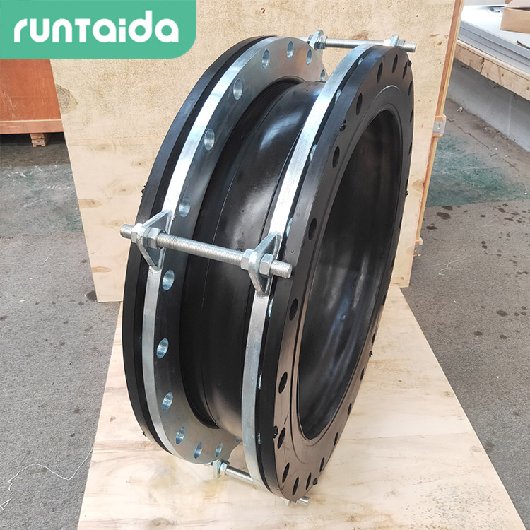 潤泰達-大翻邊全密封橡膠接(jiē)頭限位橡膠軟接頭橡膠伸縮接頭